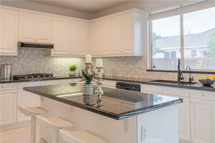 45051 Oakford Court, Temecula, California 92592