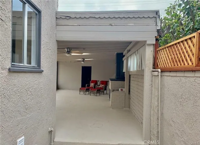 8700 S 10th Avenue, Inglewood, California 90305