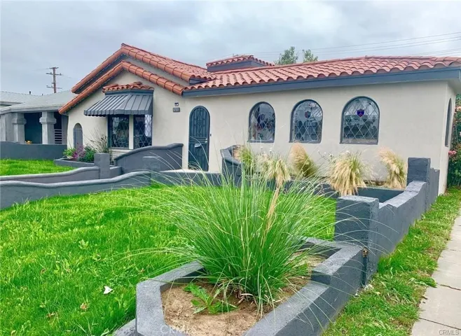 8700 S 10th Avenue, Inglewood, California 90305
