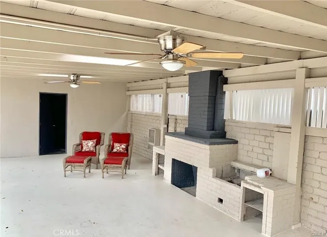 8700 S 10th Avenue, Inglewood, California 90305