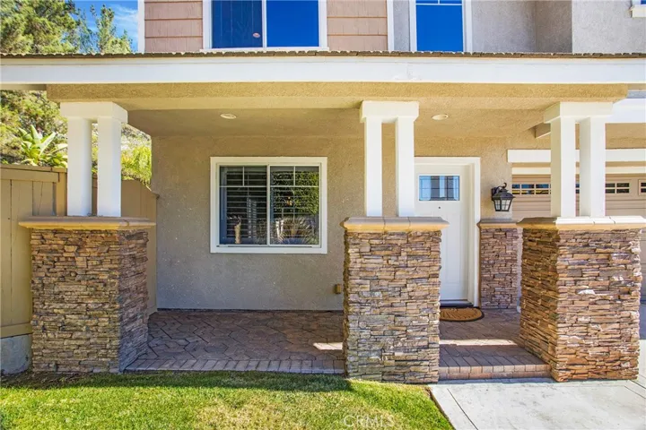 33 Tomahawk Street, Trabuco Canyon, California 92679