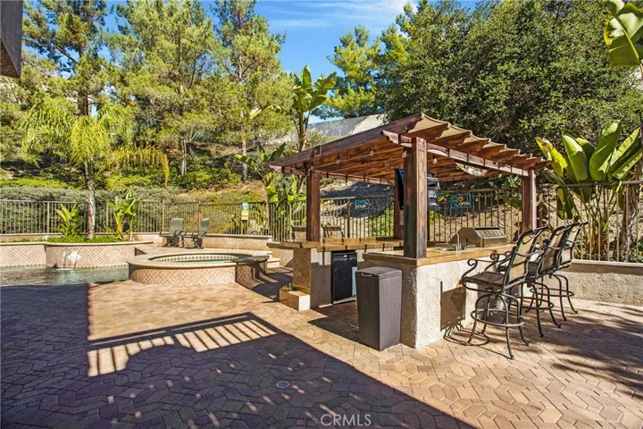 33 Tomahawk Street, Trabuco Canyon, California 92679