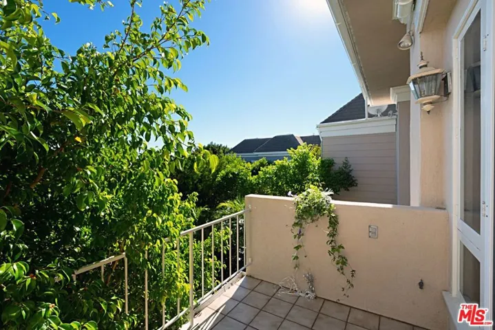 12303 Ridge Circle, Los Angeles, California 90049