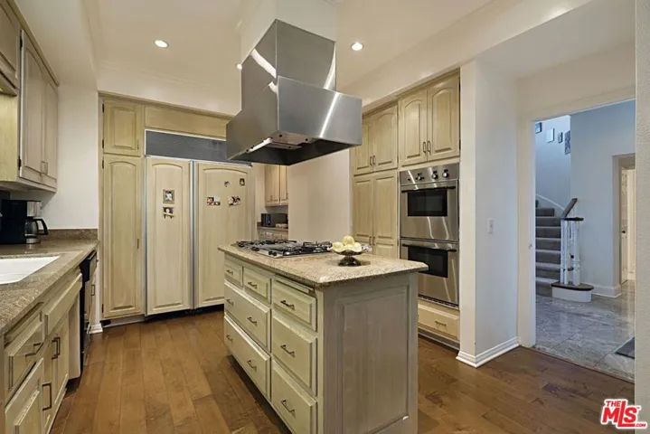 12303 Ridge Circle, Los Angeles, California 90049
