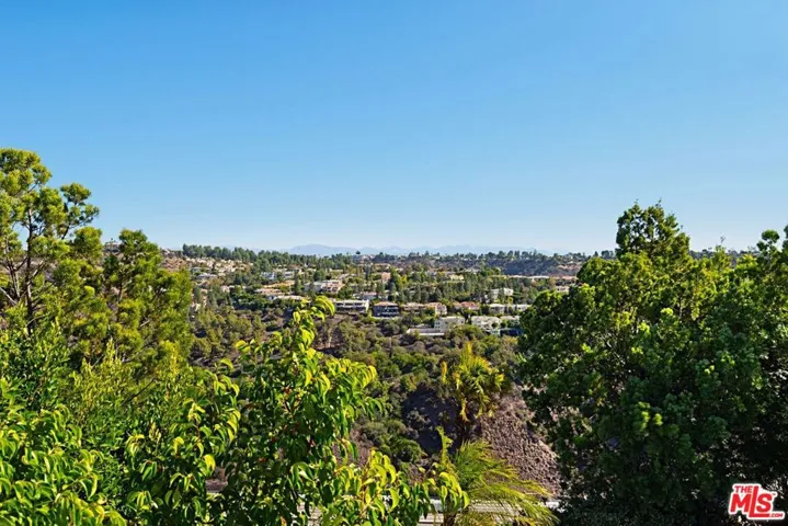12303 Ridge Circle, Los Angeles, California 90049