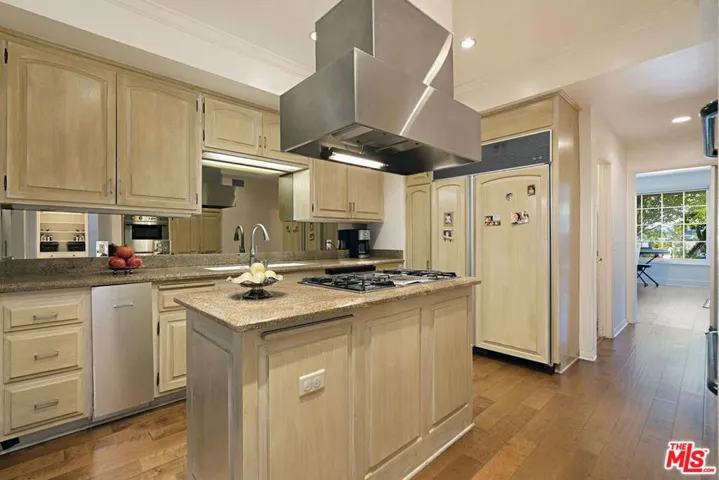 12303 Ridge Circle, Los Angeles, California 90049