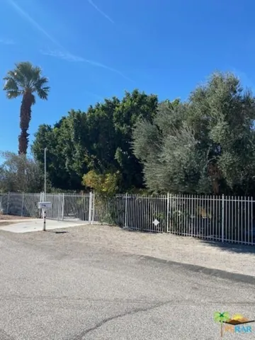 16575 gated