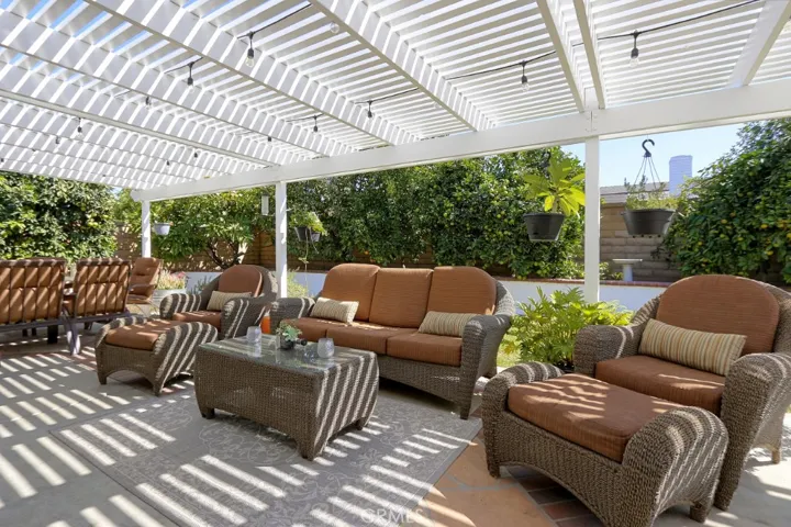 314 E Riverview Avenue, Orange, California 92865