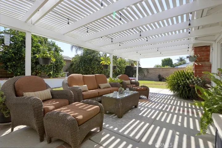 314 E Riverview Avenue, Orange, California 92865