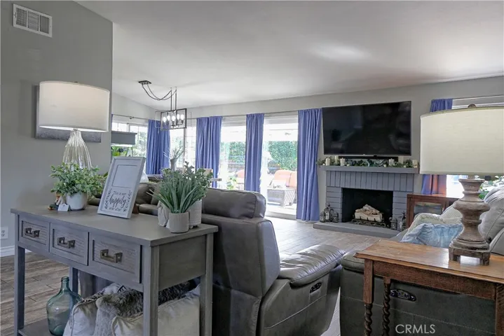 314 E Riverview Avenue, Orange, California 92865