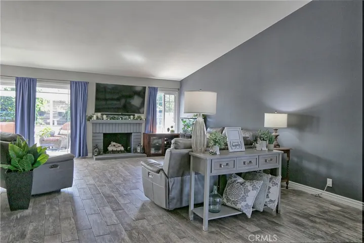 314 E Riverview Avenue, Orange, California 92865