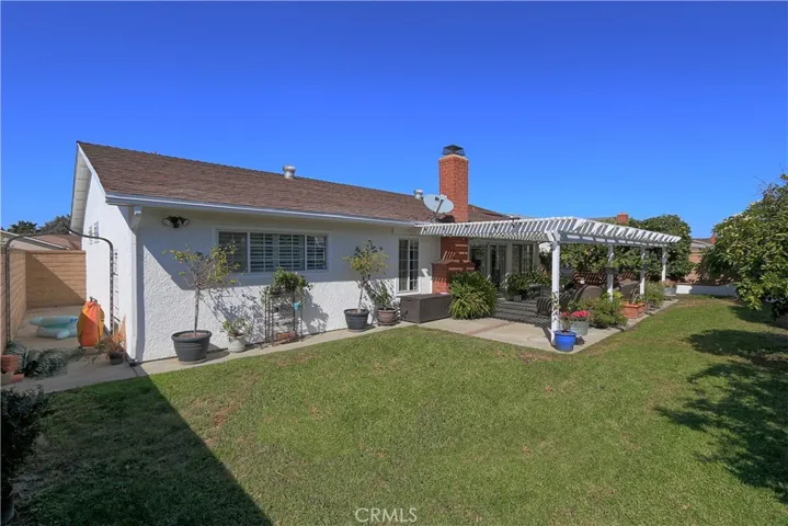 314 E Riverview Avenue, Orange, California 92865
