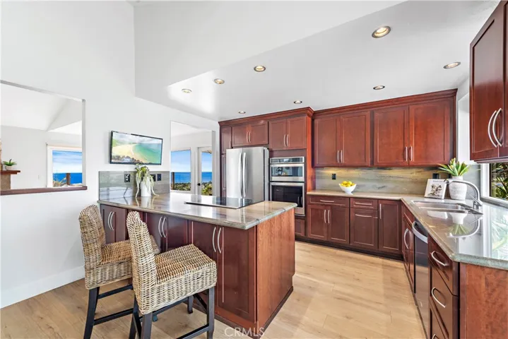4015 Calle Bienvenido, San Clemente, California 92673