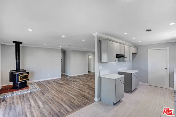 22890 Eyota Road, Apple Valley, California 92308