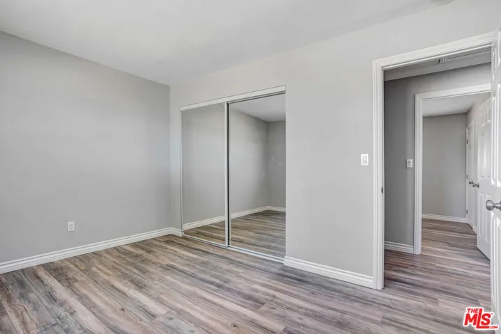 22890 Eyota Road, Apple Valley, California 92308