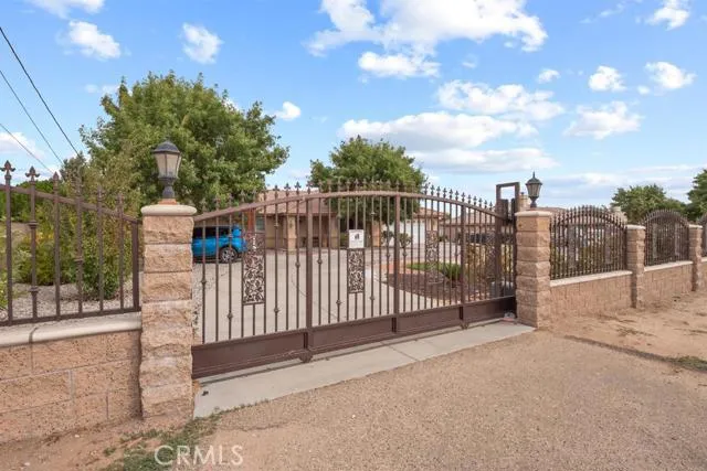 14962 Ranchero Road, Hesperia, California 92345