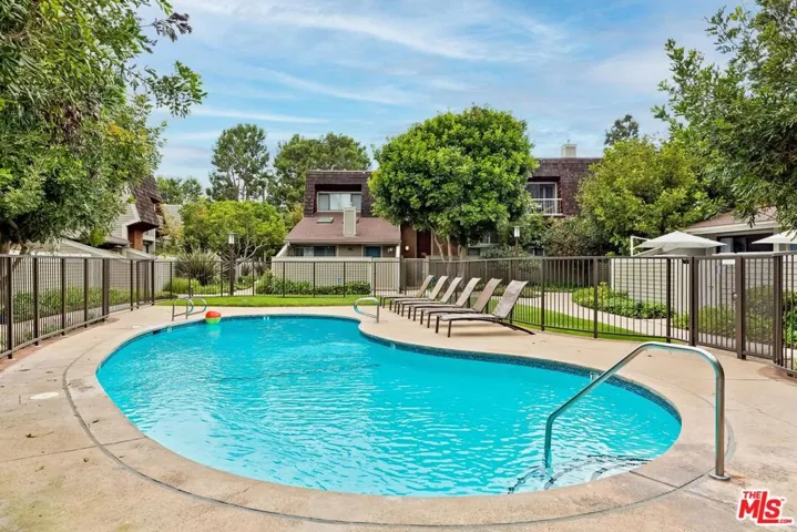 4310 Glencoe Avenue 10, Marina Del Rey, California 90292