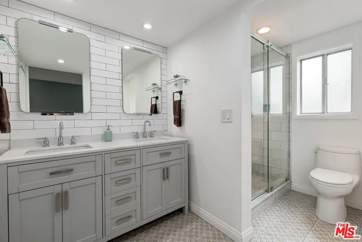 4310 Glencoe Avenue 10, Marina Del Rey, California 90292