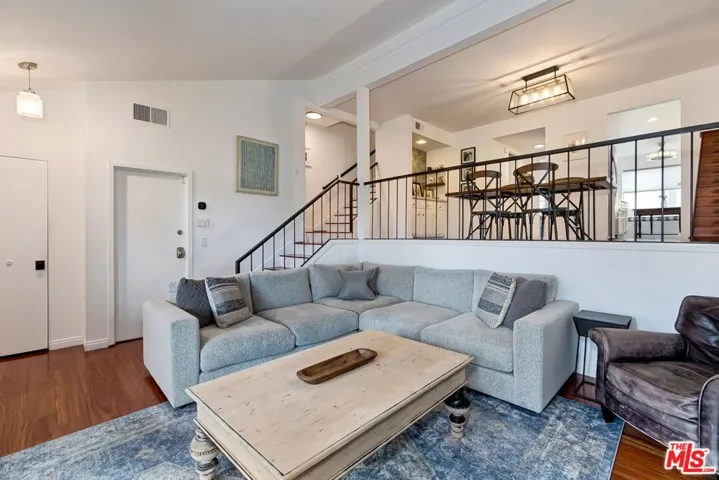 4310 Glencoe Avenue 10, Marina Del Rey, California 90292
