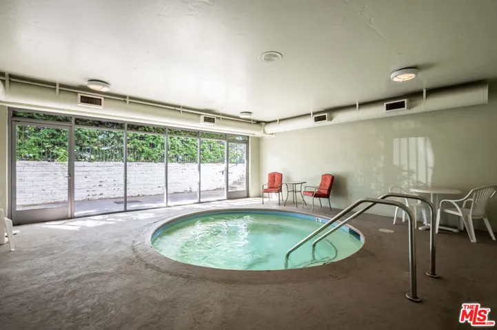 901 10th Street 204, Santa Monica, California 90403