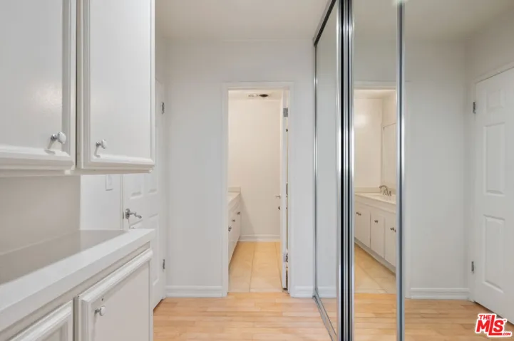 901 10th Street 204, Santa Monica, California 90403