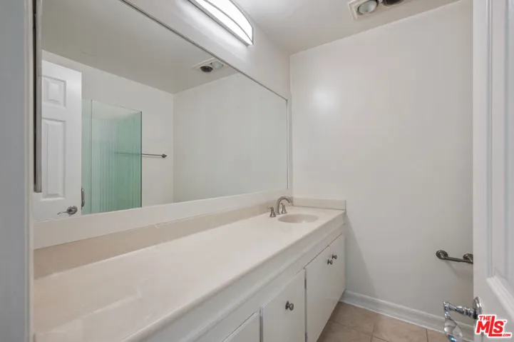 901 10th Street 204, Santa Monica, California 90403