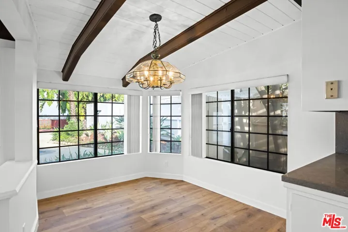 2254 Stradella Road, Los Angeles, California 90077