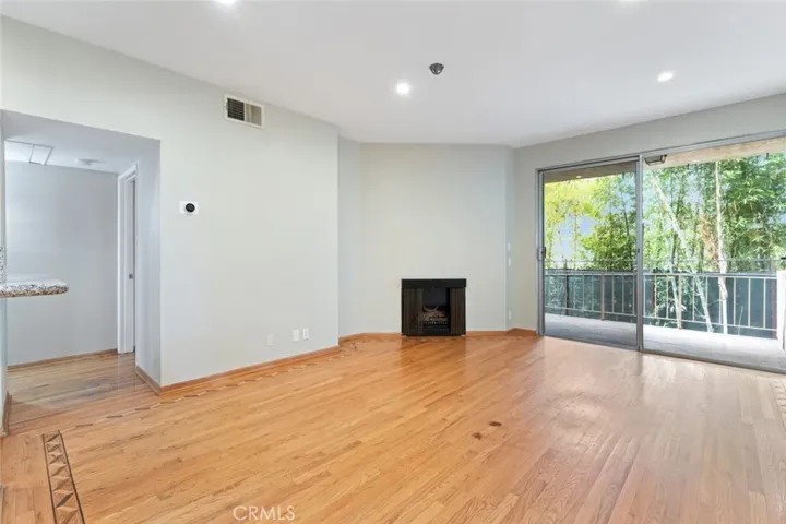 4705 Kester Avenue 209, Sherman Oaks, California 91403