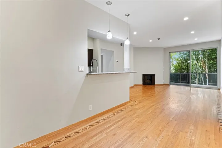 4705 Kester Avenue 209, Sherman Oaks, California 91403