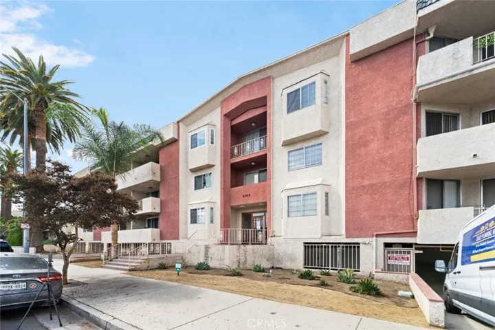 4705 Kester Avenue 209, Sherman Oaks, California 91403
