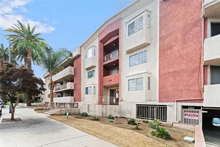4705 Kester Avenue 209, Sherman Oaks, California 91403