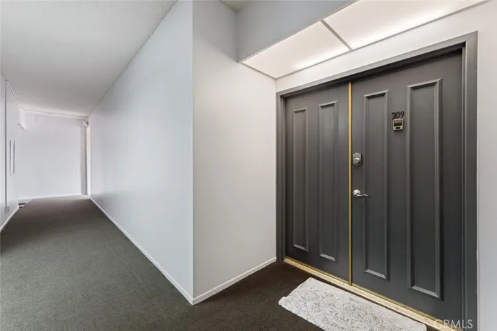 4705 Kester Avenue 209, Sherman Oaks, California 91403