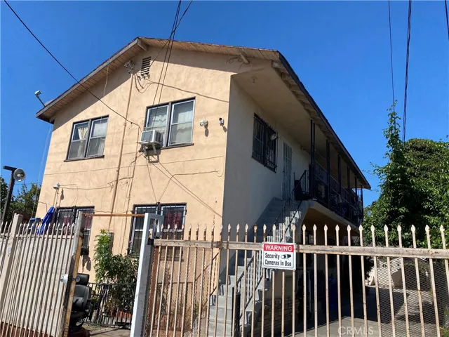 137 W 67TH
