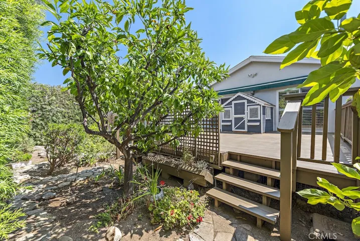 124 La Brea Street, Laguna Beach, California 92651