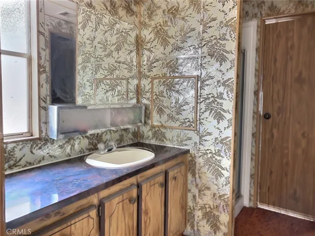 15395 Pacific Street, Clearlake, California 95422