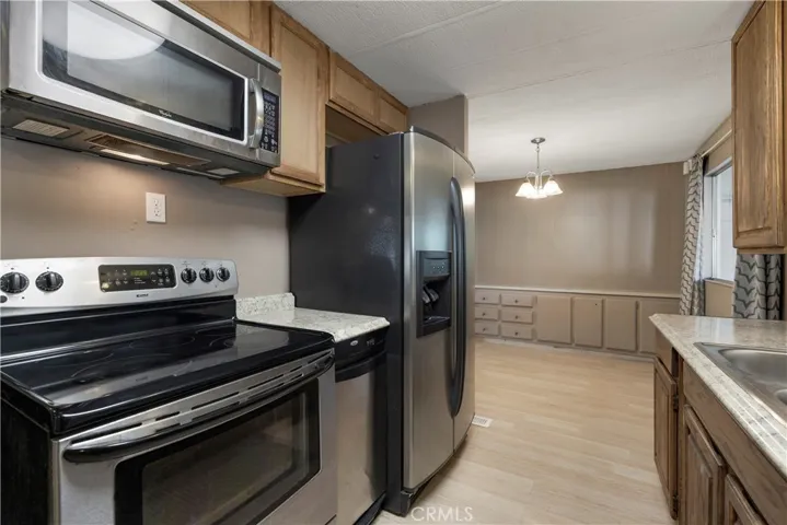 370 E Lassen Avenue 13, Chico, California 95973
