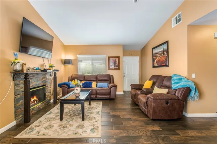 1656 G Court, Banning, California 92220