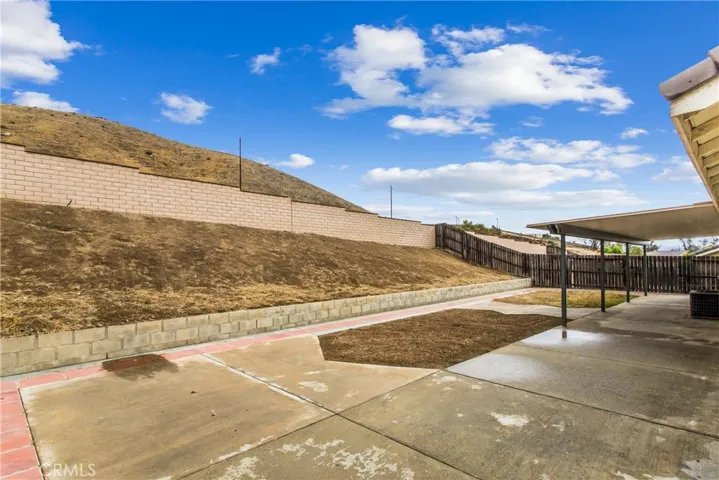 1656 G Court, Banning, California 92220