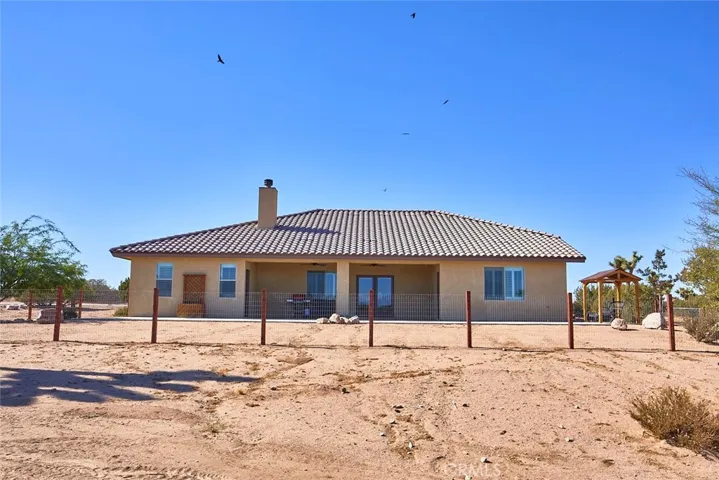 7755 Coyote, Oak Hills, California 92344