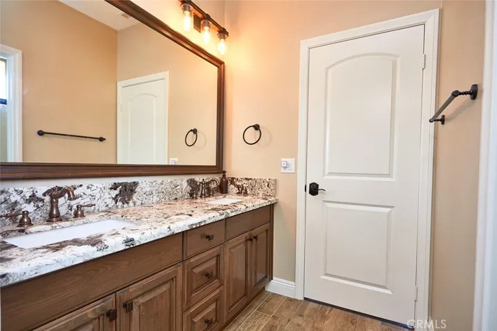 7755 Coyote, Oak Hills, California 92344