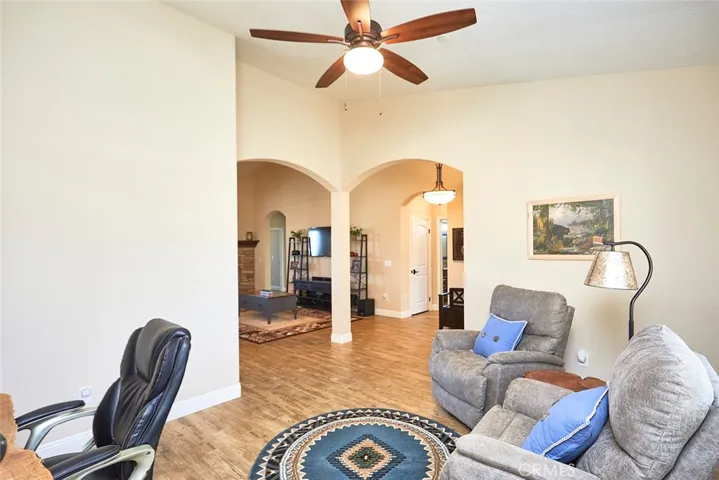 7755 Coyote, Oak Hills, California 92344