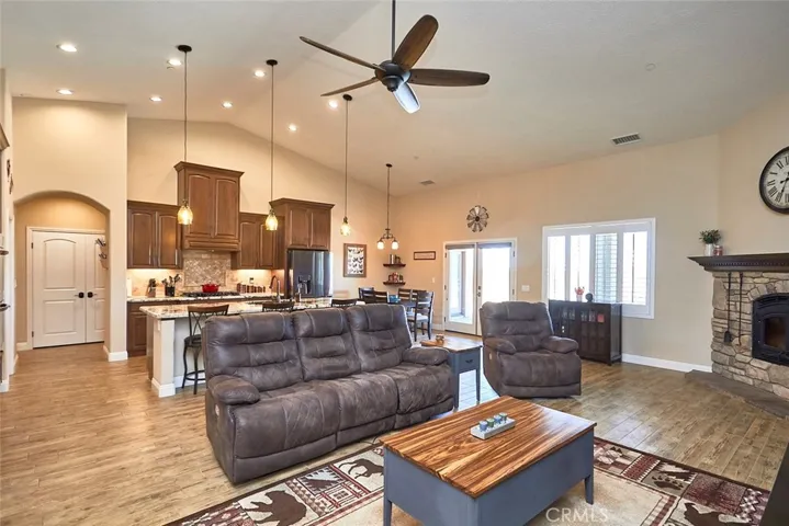 7755 Coyote, Oak Hills, California 92344