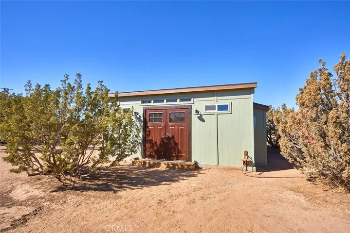 7755 Coyote, Oak Hills, California 92344