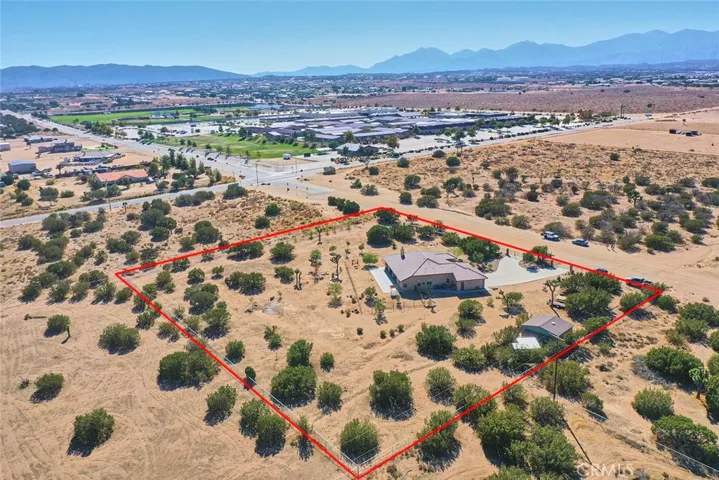 7755 Coyote, Oak Hills, California 92344