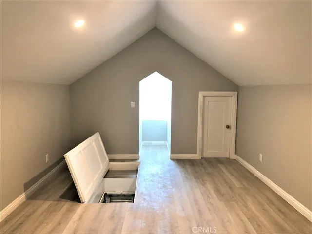 221 S Helberta Avenue, Redondo Beach, California 90277