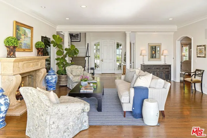 541 Paseo Miramar, Pacific Palisades, California 90272