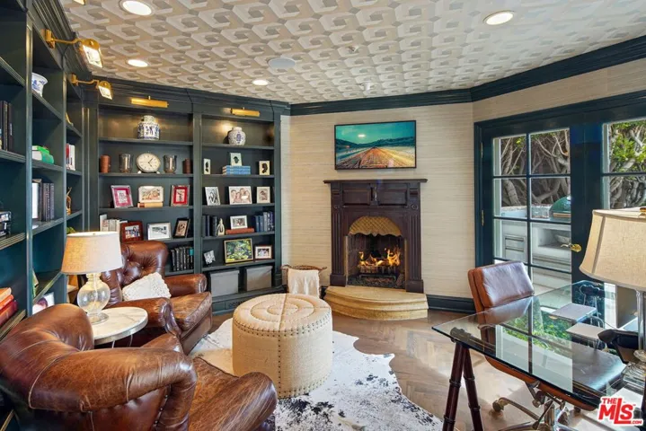 541 Paseo Miramar, Pacific Palisades, California 90272