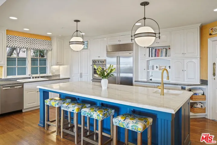 541 Paseo Miramar, Pacific Palisades, California 90272