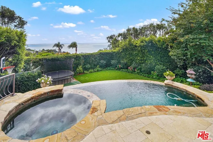 541 Paseo Miramar, Pacific Palisades, California 90272