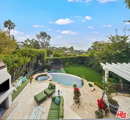 541 Paseo Miramar, Pacific Palisades, California 90272